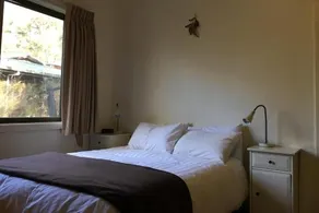 The Ledge Holiday House - Image 2