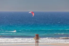 Los Lances Beach Apartments - Image 2