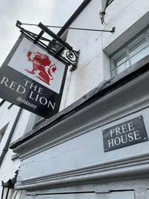 The Red Lion Inn - Image 3