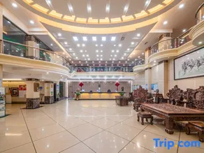Hechi Hotel - Image 5