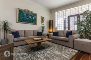 3 Bedroom House With Large Courtyard & City Views - Image 3