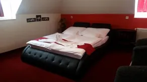 Hotel Centrum Szentendre - Image 2