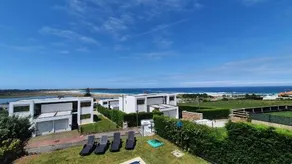 Modern 4 Double Bedroom Villa with Pool Garden - Image 2
