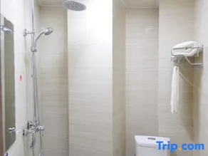 Luoping Xinding Express Hotel - Image 2