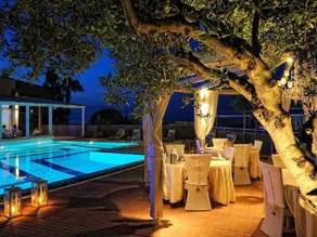 Villa A & H Villa - Image 2