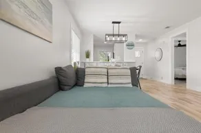 Relaxing 2BR Florida Home Close to Beach - Image 3