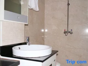 Ruilong Hotel - Image 4