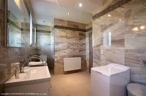 Martina House - Image 4