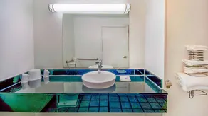 Americas Best Value Inn - Land between the Lakes - Image 2