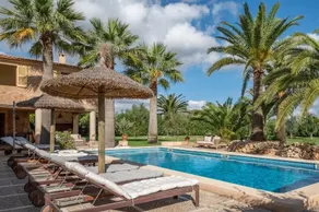 Villa sa Palmera - Image 1