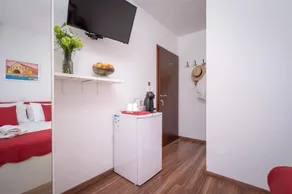 Guest House Milan - Image 2