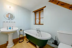 Chestnut Cottage - Image 5