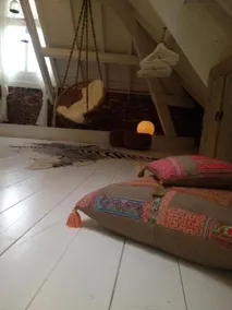 Attic Room Judy's - Image 2