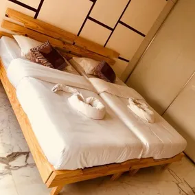Pinaki Comfort Stay | Rooms & Caretaker - Image 5