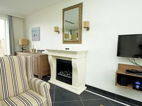 Holiday House With Whirlpool and Sauna in Peaceful Surroundings in Zeeland - Image 4