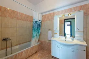 Kalathas Sunset Villa - Image 4