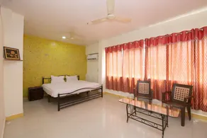 Hotel Satkar by OYO Rooms - Image 2