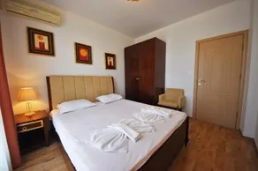 Menada Royal Bay Apartments - Image 2