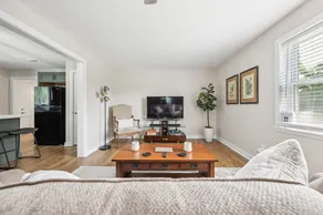 Tranquil Cozy 3br Home With Deck & Bbq 3 Bedroom Home by RedAwning - Image 5