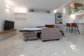 Riviera Suites - Hosted By Sweetstay - Image 5