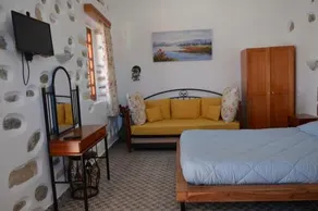 Studios Bourgos - Image 3