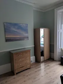 Tynemouth Beach Apartment - 2 min walk to beach - Image 4