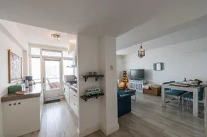Seaview Seinpost Residence - Image 5
