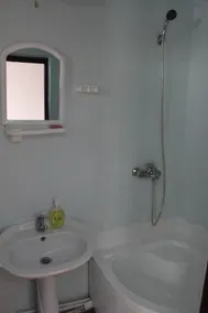 Leo Hostel - Image 2