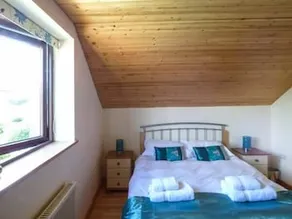 Medlar Tree Cottage - Image 5