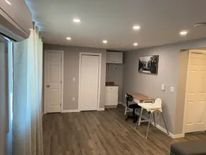 Modern 3 BR Home - Family Friendly - Image 3