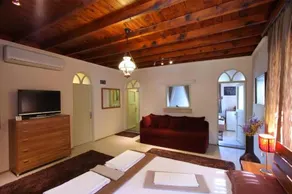 Albatros Hotel - Image 4