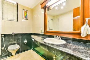 FabHotel Conclave Executive - Image 2