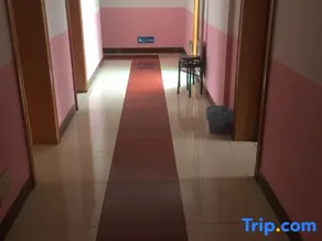 Renmin Hotel - Image 2