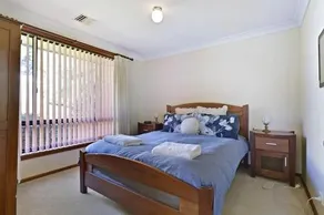 Spacious Family Home Leafy Suburb Pet Friendly - Image 5