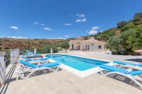 Villa Meretseger - Image 1