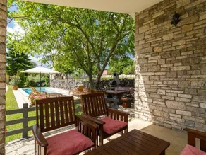 Family friendly house Tomazin - Image 4