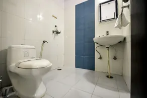 Hotel Ananta Inn - Image 5