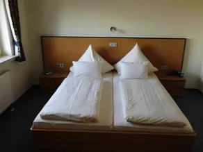 Hotel Kattenbusch - Image 4
