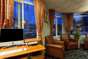 Ramada by Wyndham SeaTac Airport North - Image 2