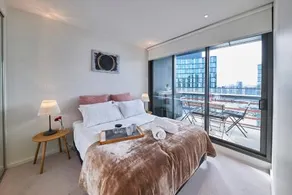 2 Bed 2 Bathroom Brand New Unit With Gym And Pool - Image 4