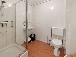 Enticing Apartment near Lake in Arum - Image 5