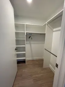 Modern Retreat in Koreatown - Image 2