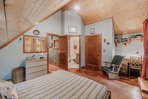 21Gs - Log Cabin - Pets Ok - Sleeps 6 - Image 5