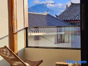 Single Peak Mountain House - Image 5