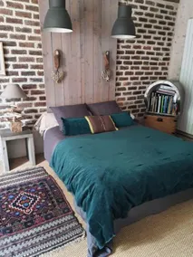 Chez Poune - Image 3