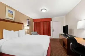 SureStay Hotel by Best Western Blythe - Image 5