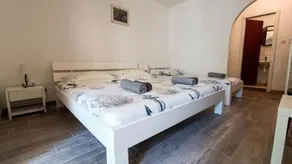 Kostanic - Image 4