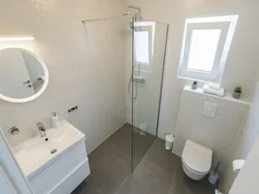 Beautiful Villa With Private Swimming Pool - Image 4