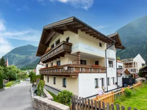 Well-Kept Apartment In A Central Location - Image 4