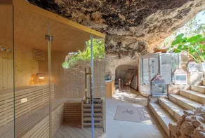 Is'siejna Pool & Spa Villa + Cottage - Image 5